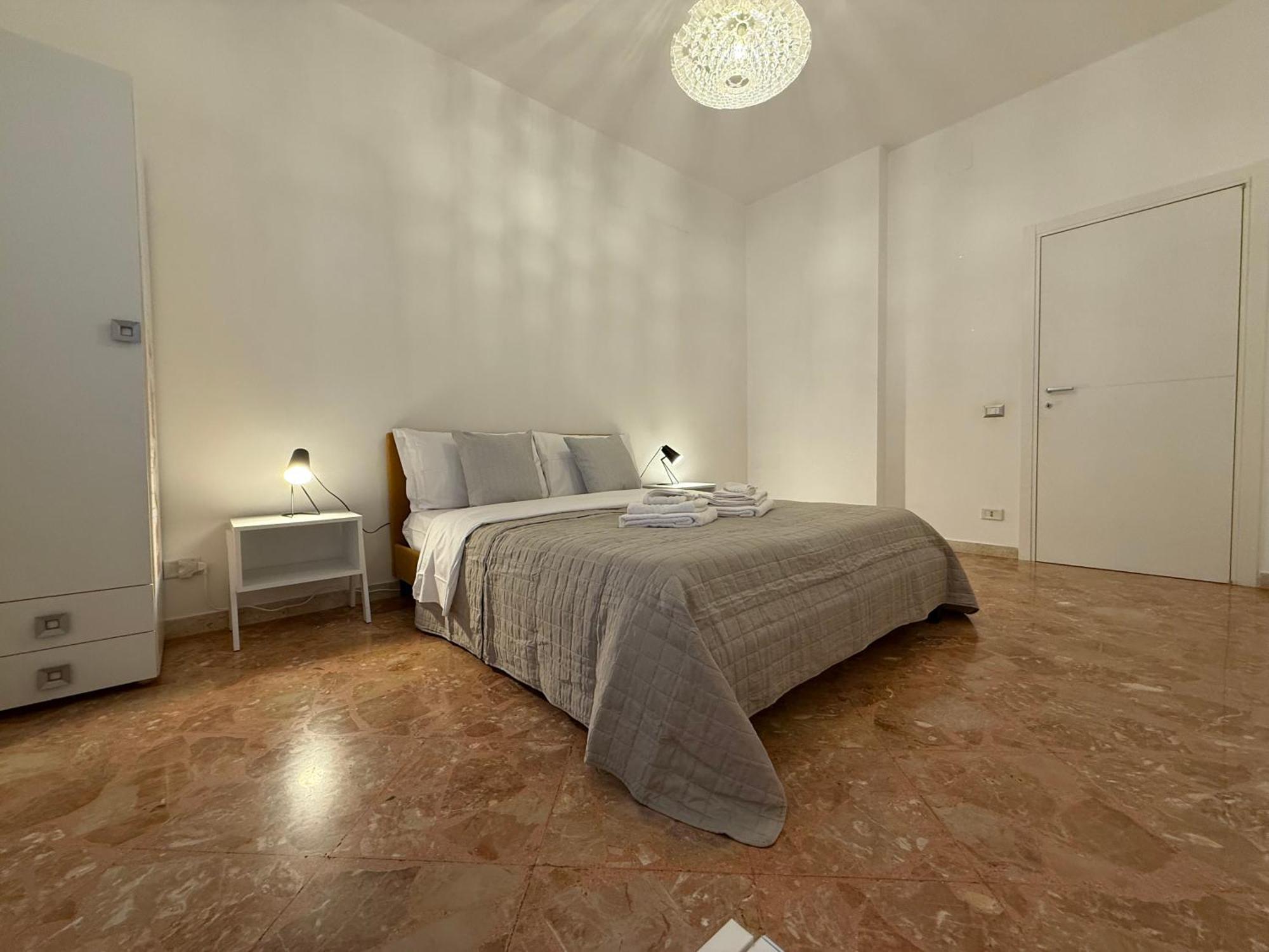 Citywise Isabella - Near Vecchia Apartment *